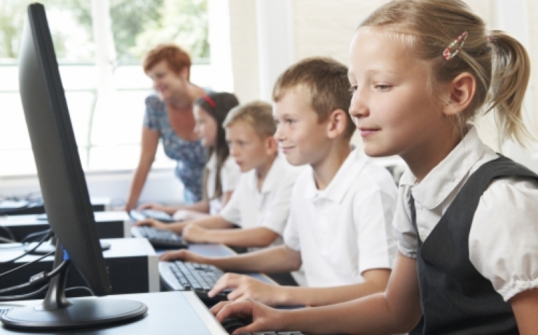 Rodzice załamują ręce. Tak wygląda lekcja informatyki w szkole podstawowej